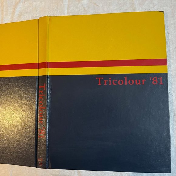 QUEEN'S UNIVERSITY TRICOLOUR Yearbook 81 1981 Mint Kingston Ontario Canada - Picture 8 of 12